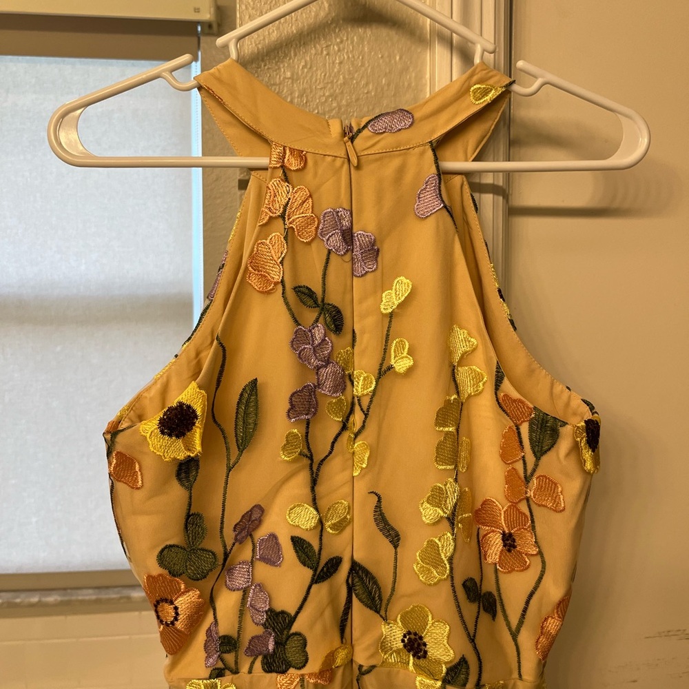 Like-New Just Me 3D Floral Halter Neck Dress 🌼 - Picture 15 of 17